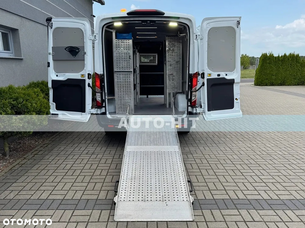 Ford Transit - 11