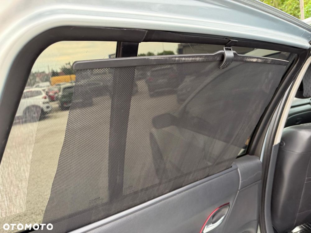 Renault Laguna Grandtour 2.0 Etoile - 20