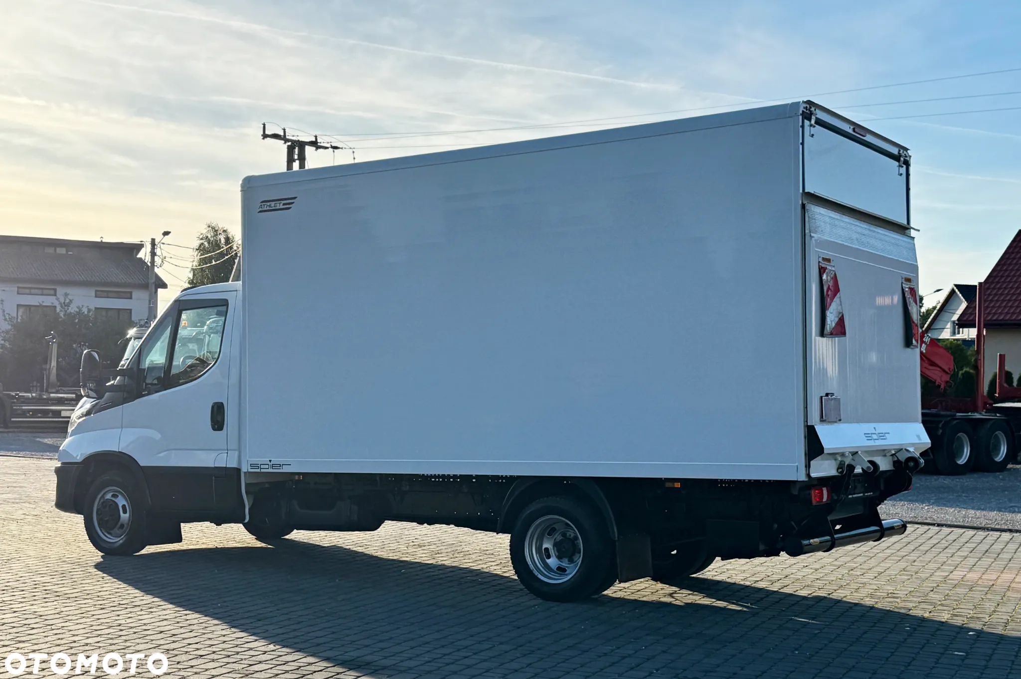 Iveco DAILY 35C16 - 11