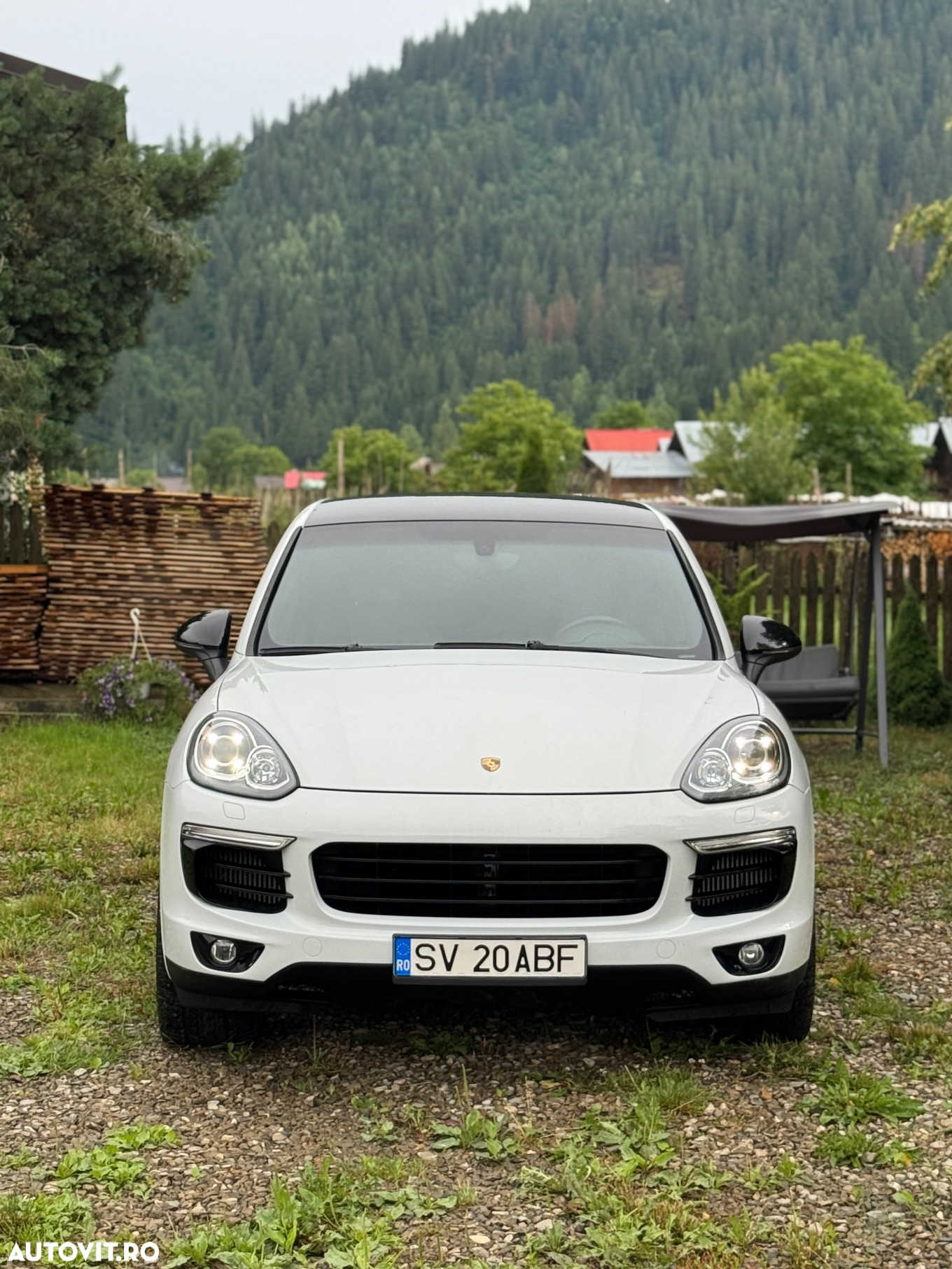 Porsche Cayenne 3.0 L - 2