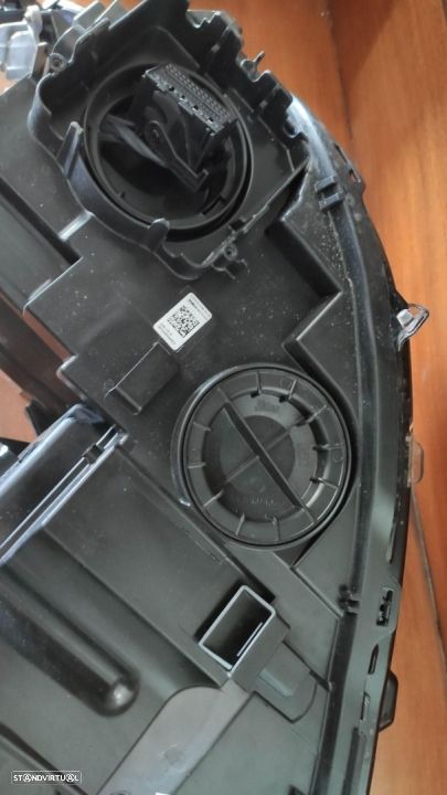 farol direito full Led Golf 8 - 8