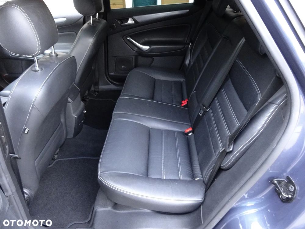 Ford Mondeo 2.0 TDCi Titanium X - 25
