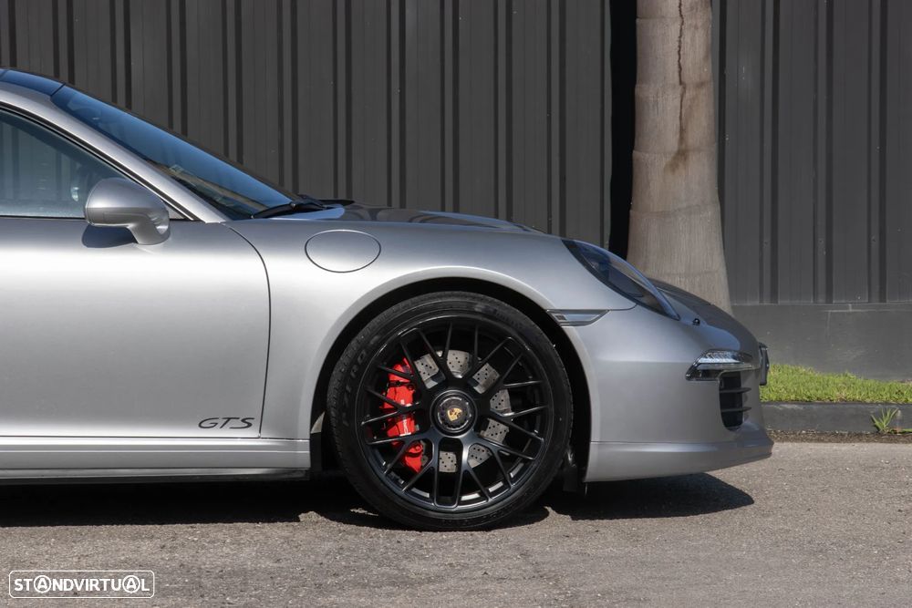 Porsche 911 (991) Carrera 4 GTS PDK - 20