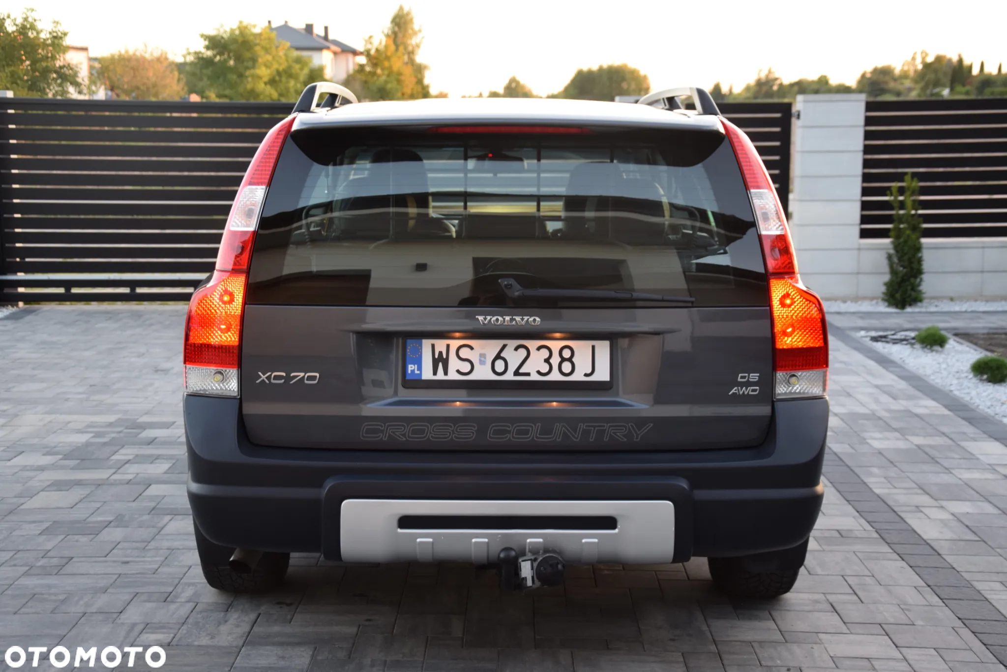 Volvo XC 70 D5 AWD Kinetic - 14