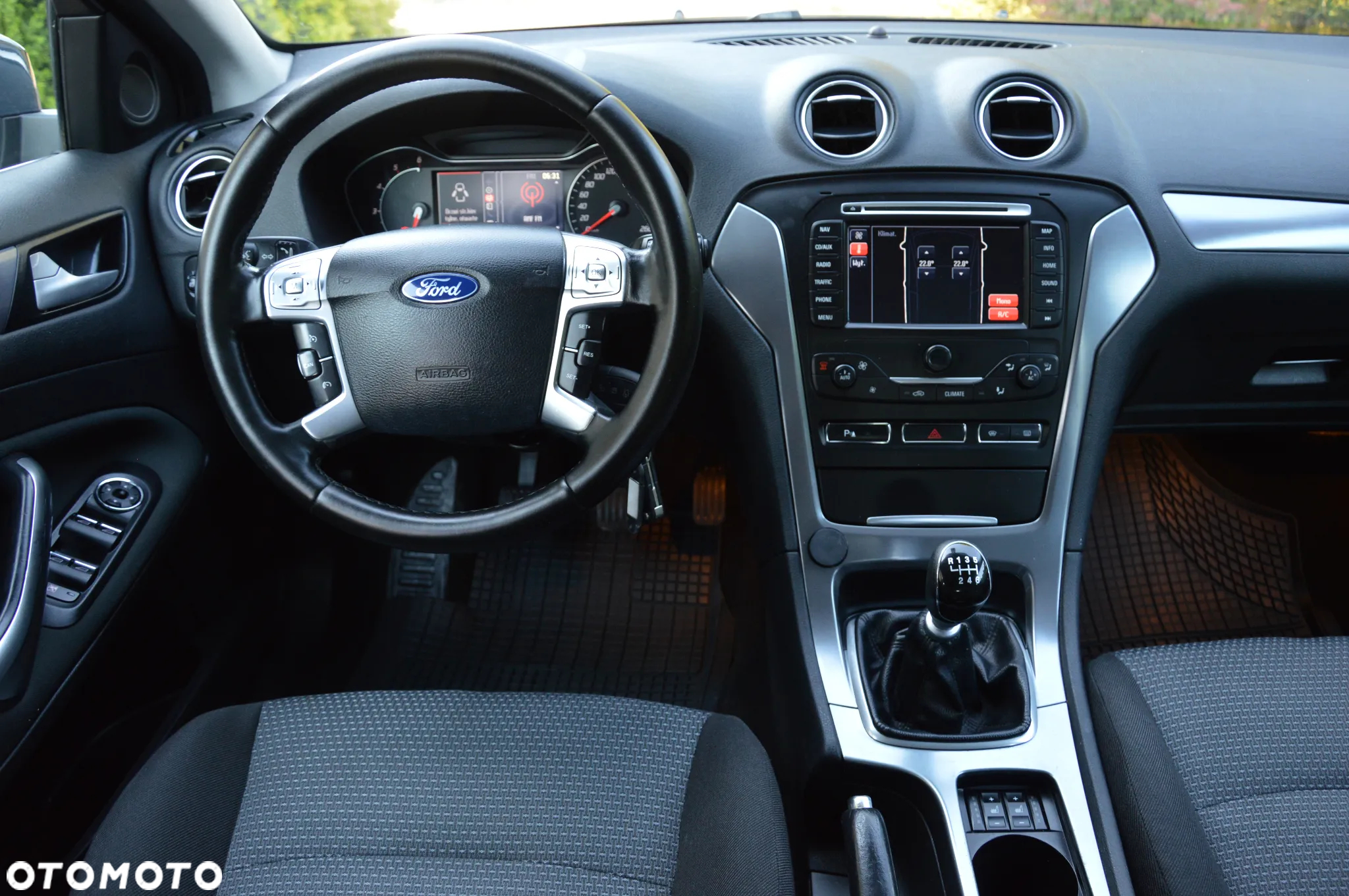 Ford Mondeo - 20