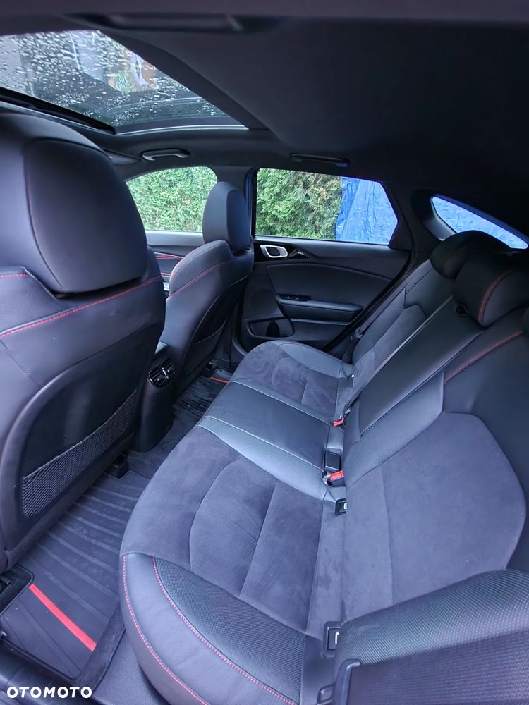 Kia ProCeed 1.6 T-GDI DCT7 OPF GT - 7