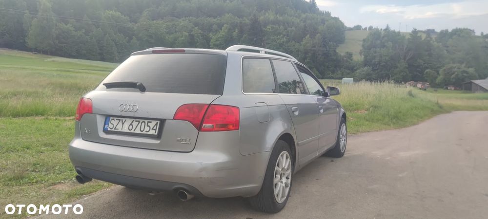 Audi A4 Avant 2.0T FSI Quattro - 2