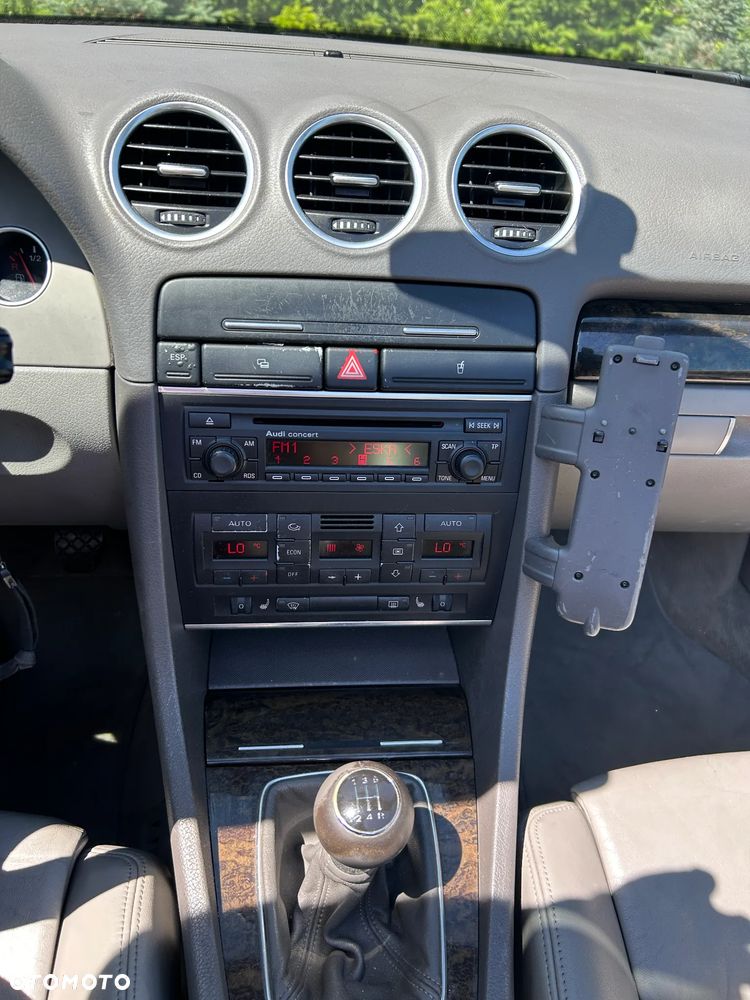 Audi A4 Cabrio 1.8 T - 10