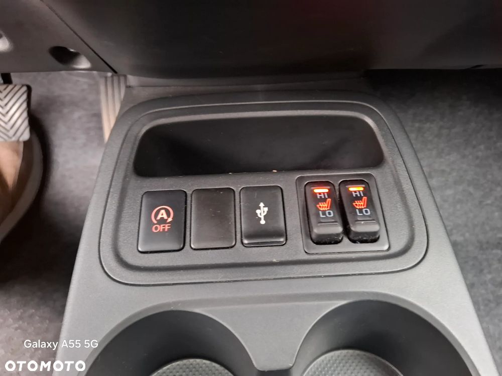 Mitsubishi Space Star - 24