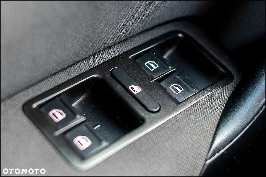 Volkswagen Polo 1.2 12V Comfortline - 30