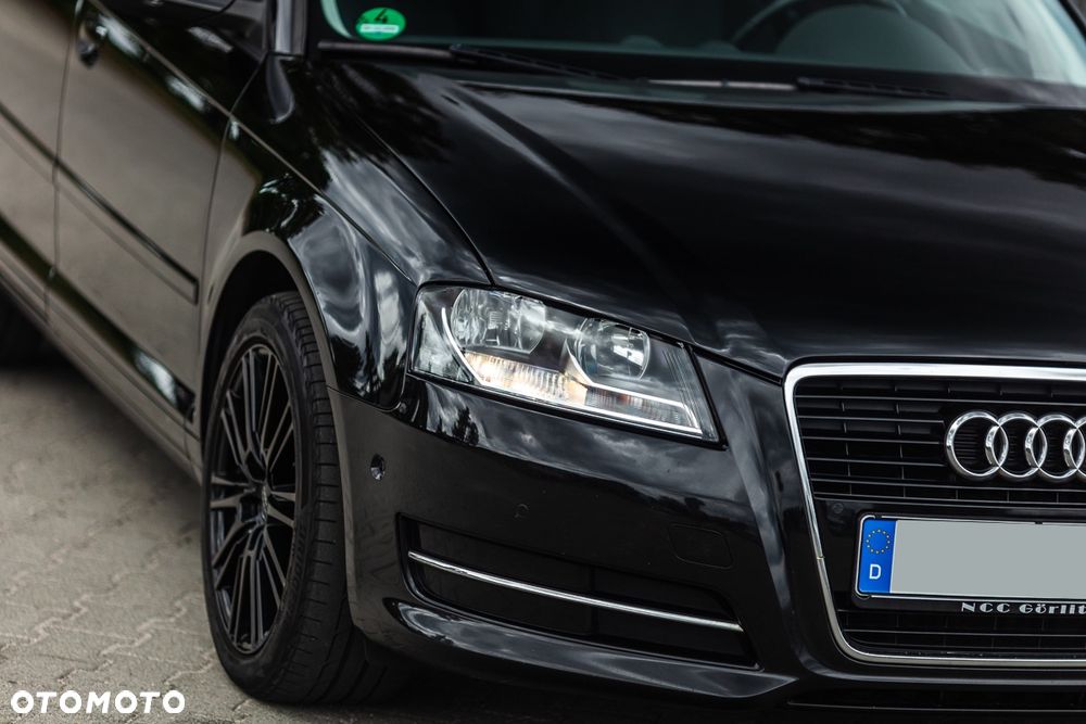 Audi A3 Sportback 2.0 TDI DPF Ambiente - 5