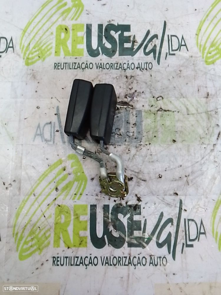 Fixador/Engate Do Cinto Tr Centro Volkswagen Golf V (1K1) - 2