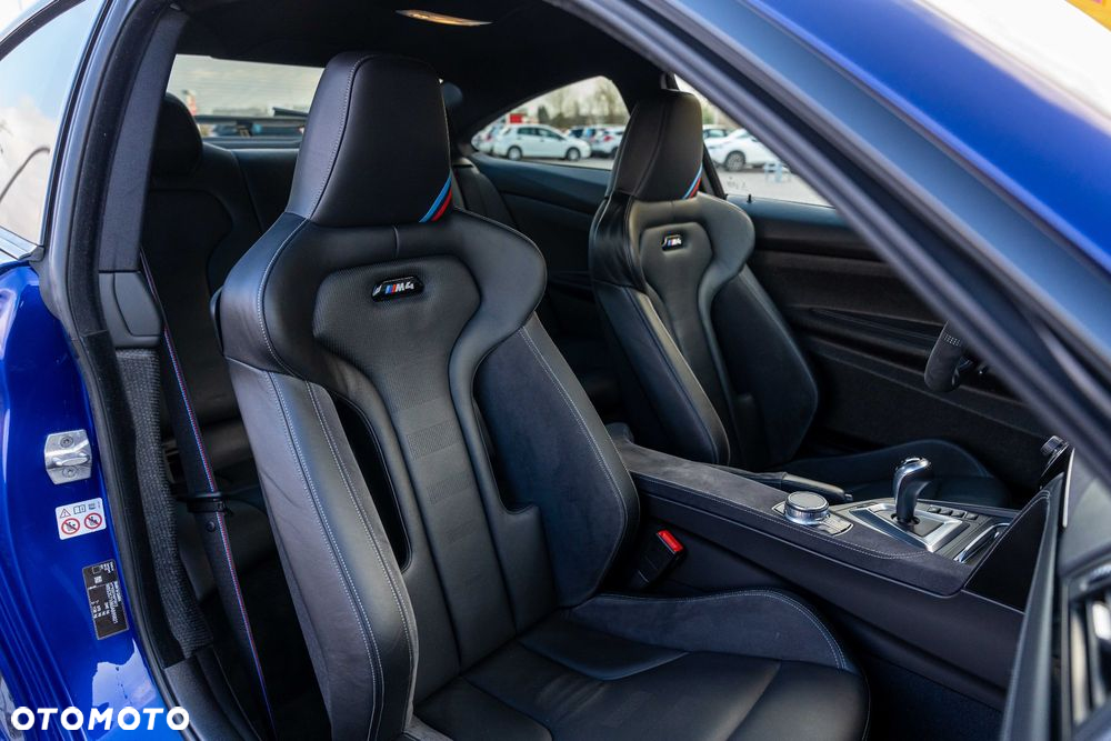 BMW M4 Coupe DKG Competition - 18