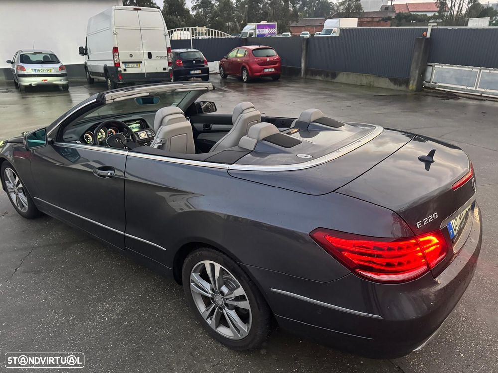 Mercedes-Benz E 220 CDi Elegance BlueEfficiency Auto - 2