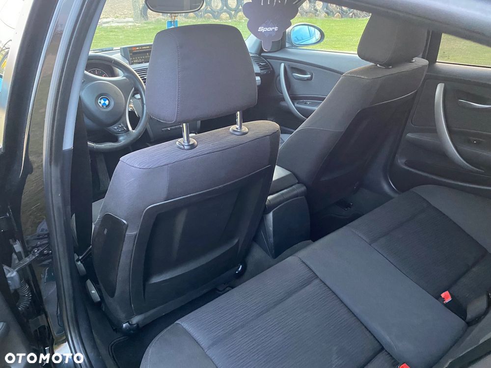 BMW Seria 1 118d - 14