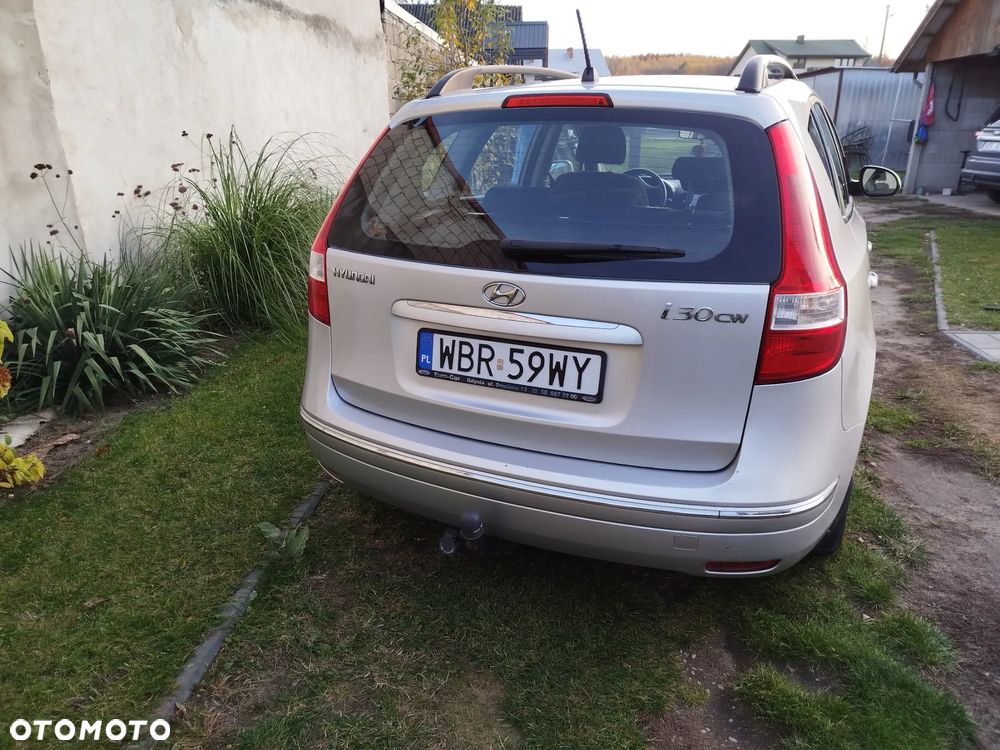 Hyundai i30 1.6 Comfort - 4