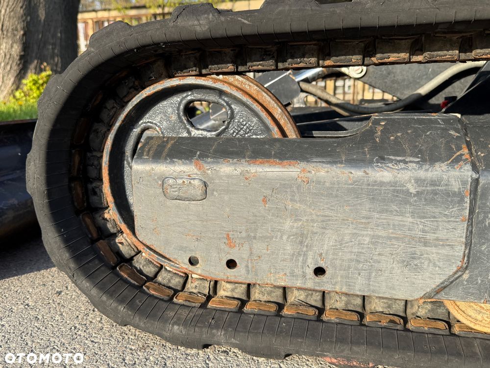 Yanmar Minikoparka ViO27 - 23