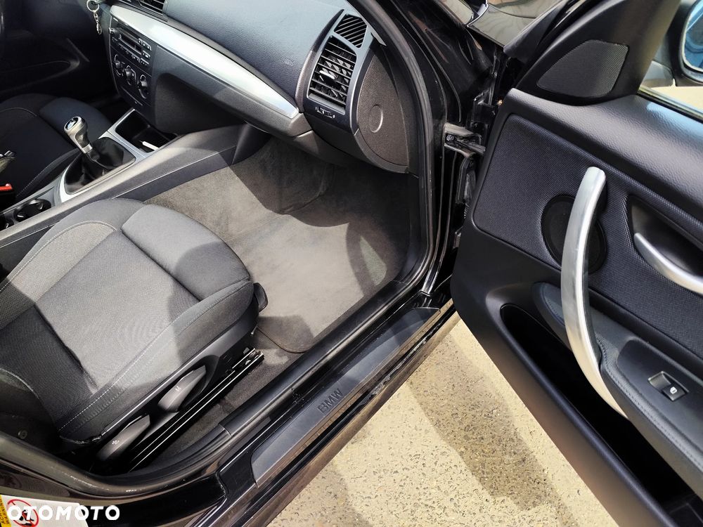 BMW Seria 1 - 13
