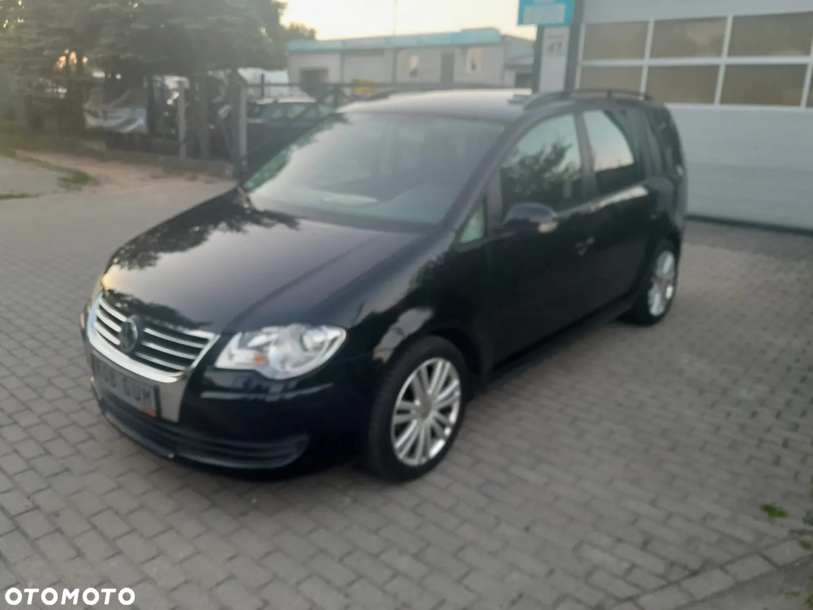 Volkswagen Touran 1.4 TSI Trendline - 3