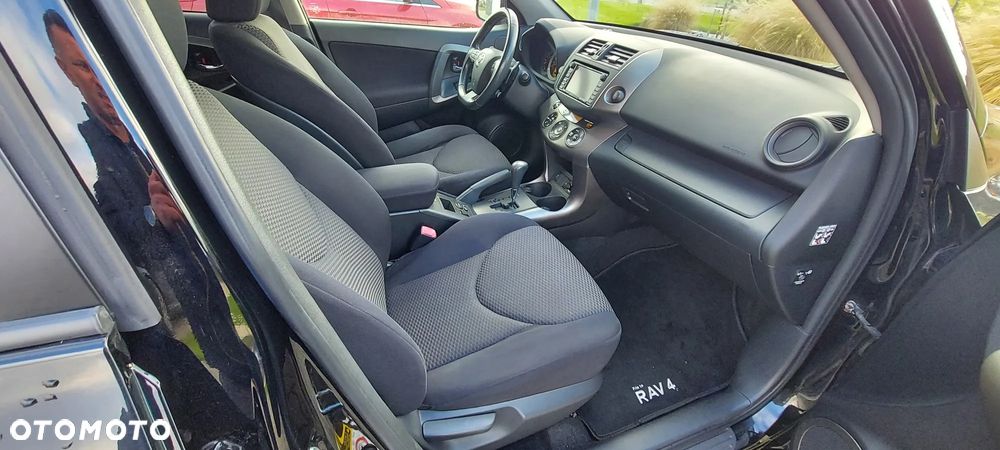 Toyota RAV4 2.0 VVT-i Prestige NAVI MS - 12