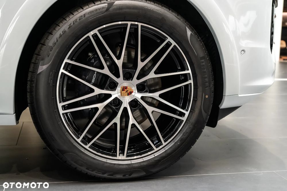 Porsche Cayenne Black Edition - 22