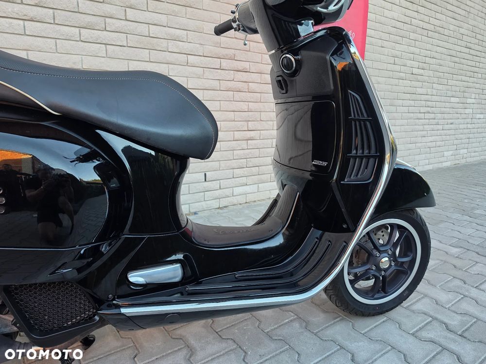Vespa GTS - 10