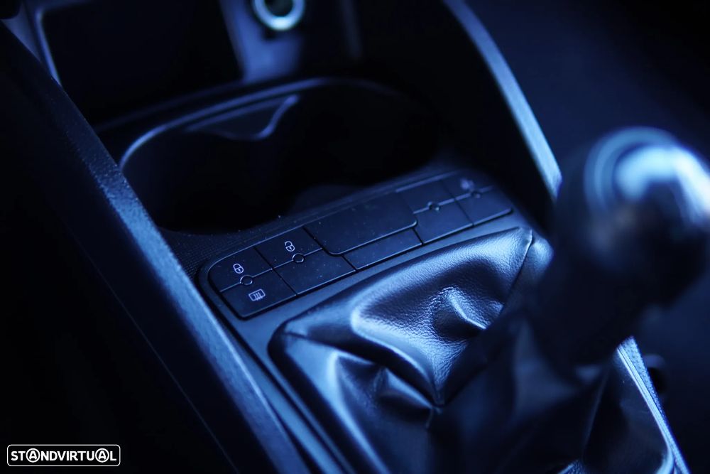 SEAT Ibiza 1.6 TDI CR Style - 40