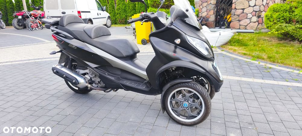 Piaggio MP-3 - 2