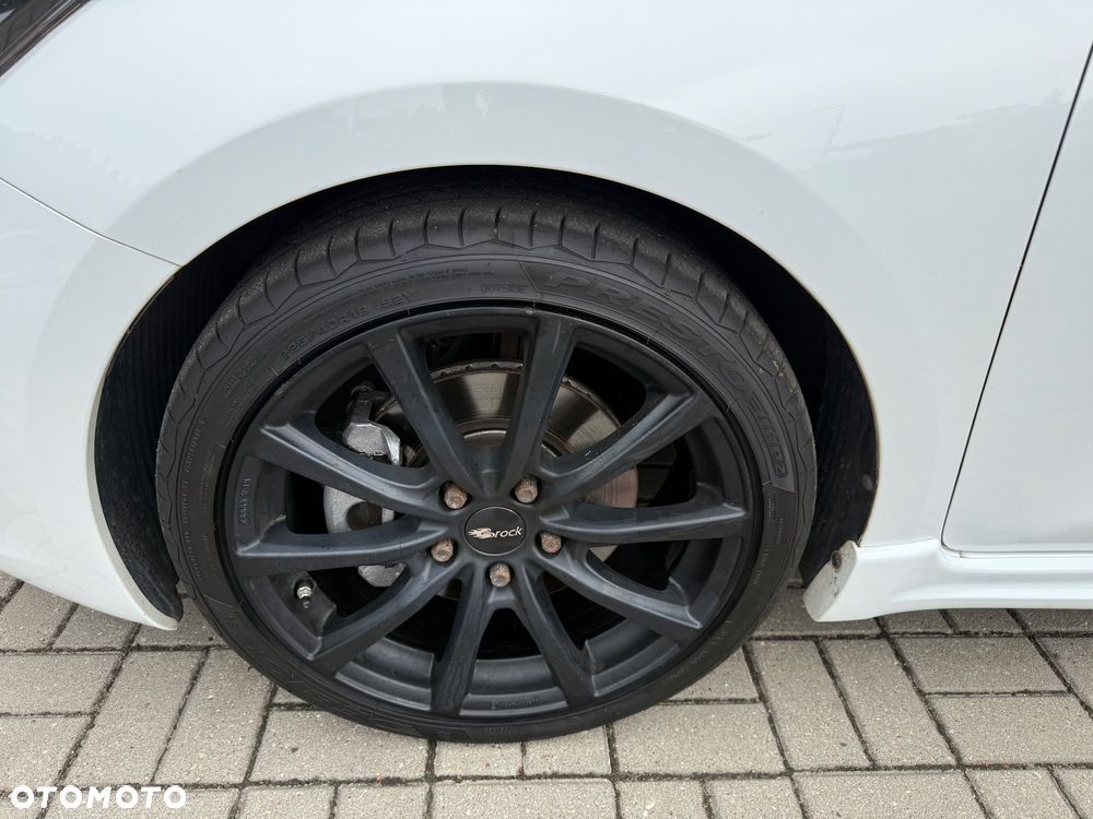 Kia Ceed 1.6 CRDi 136 ISG GT Line - 34