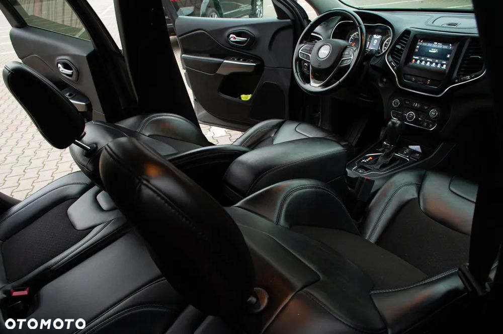 Jeep Cherokee 2.0 GME Active Drive I Limited - 23