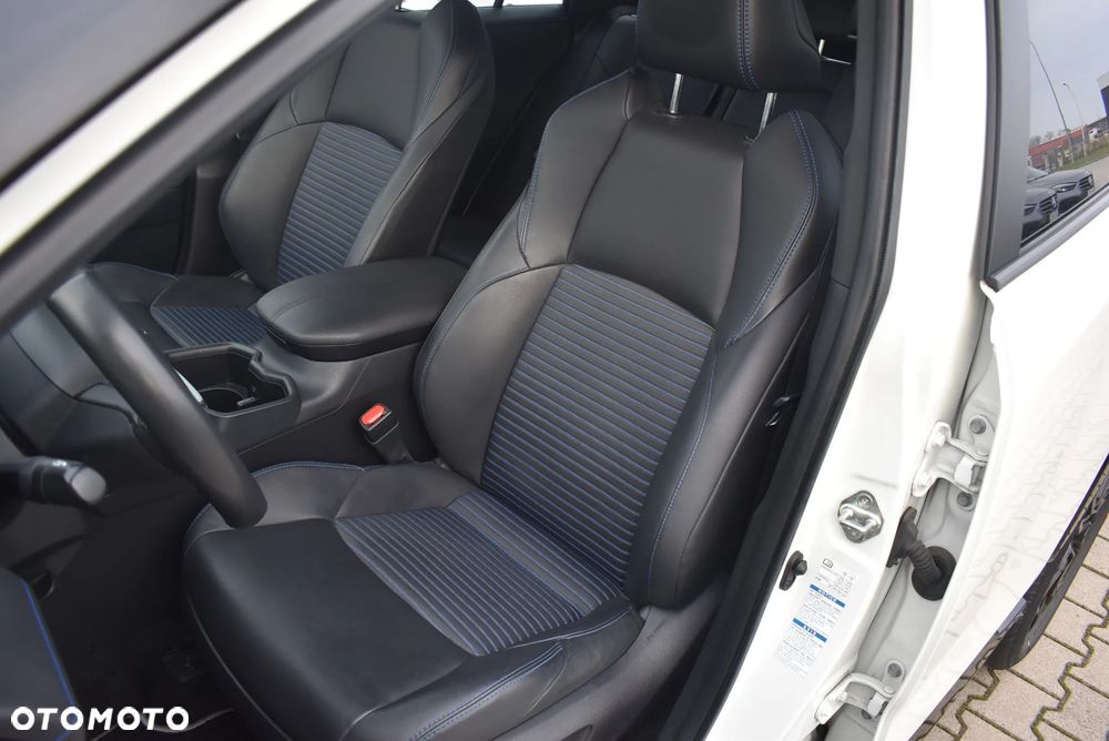 Toyota RAV4 2.5 Hybrid Selection 4x4 - 11