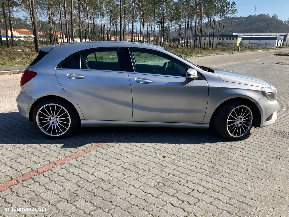 Mercedes-Benz A 180 (BlueEFFICIENCY) - 4