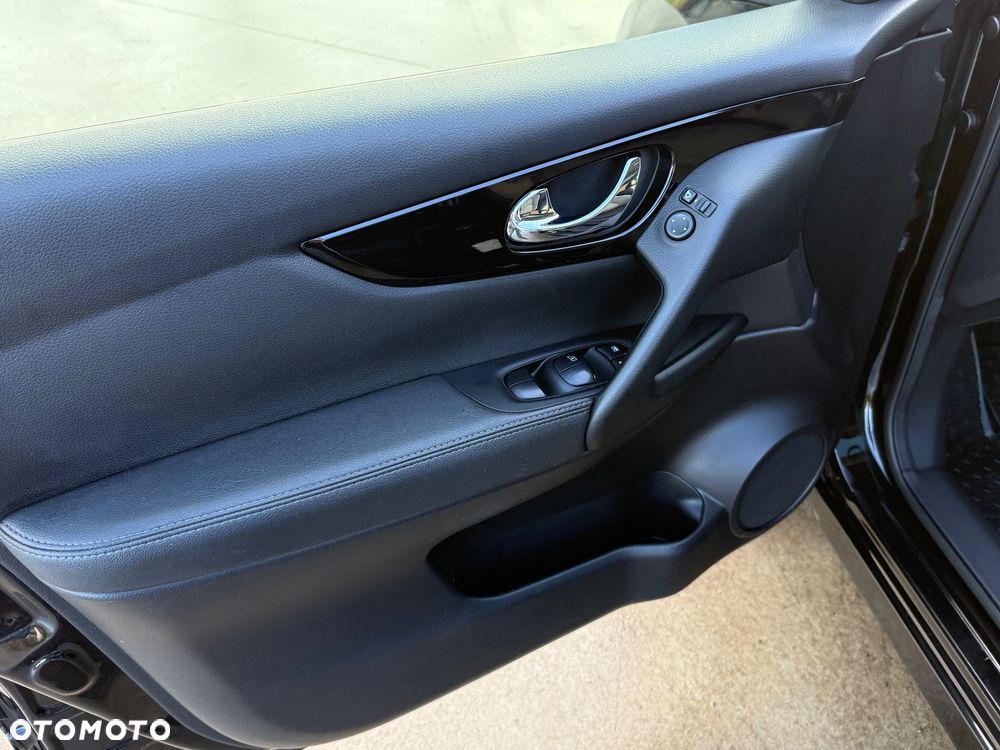 Nissan Qashqai 1.6 Tekna Pack - 14