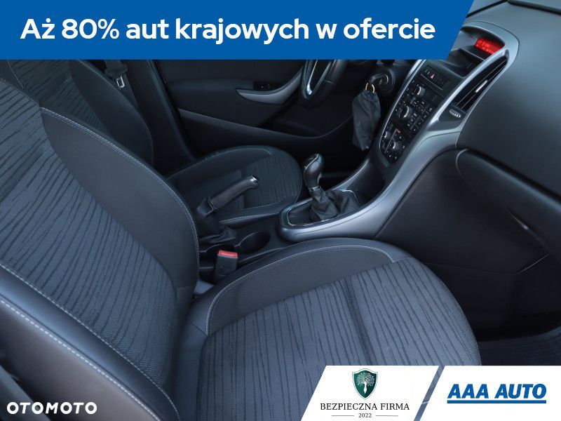 Opel Astra - 11