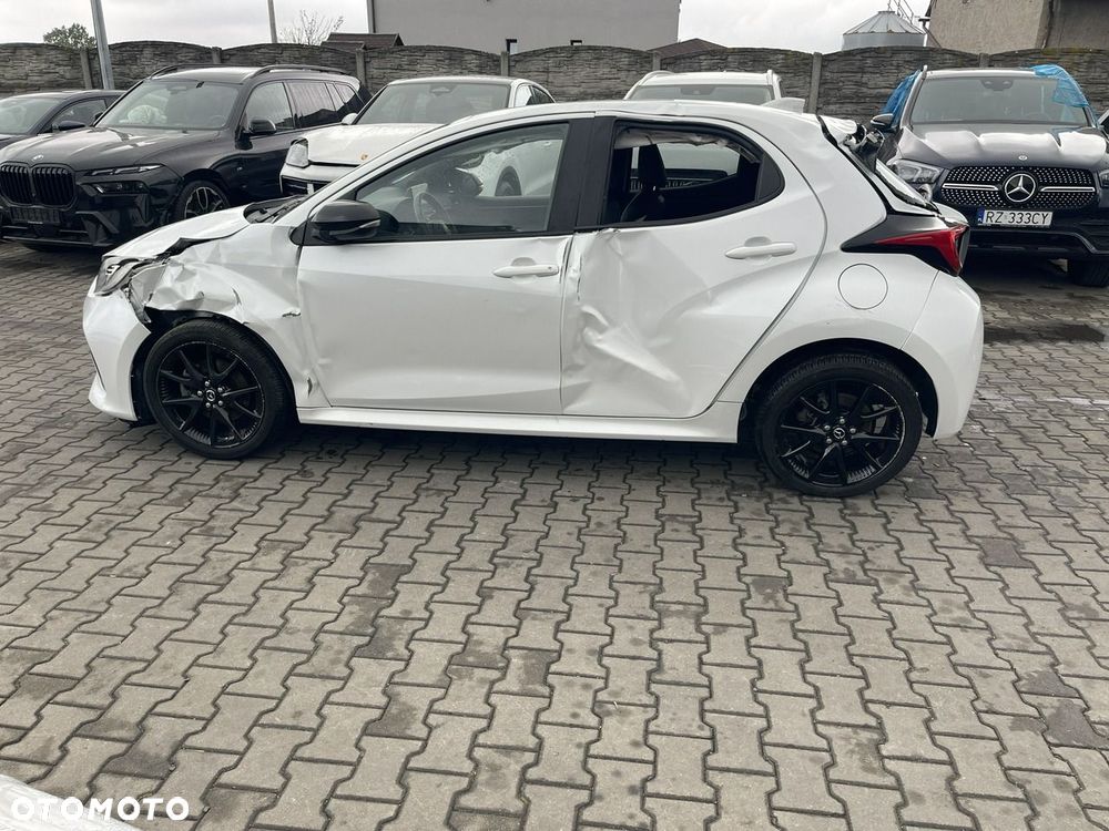 Mazda 2 Hybrid