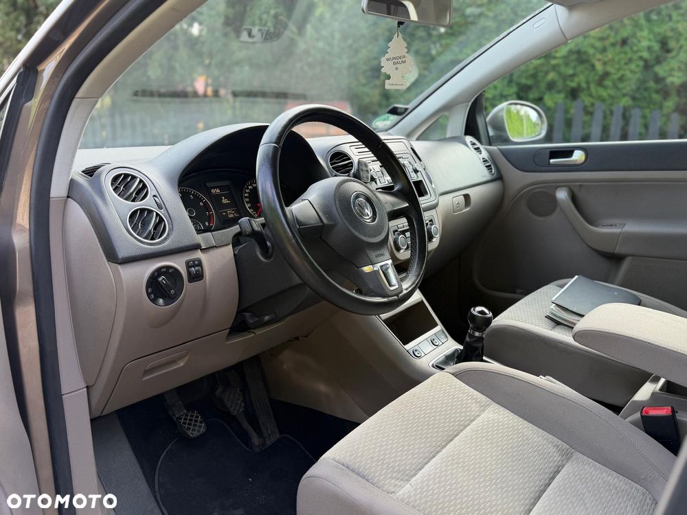 Volkswagen Golf Plus - 33