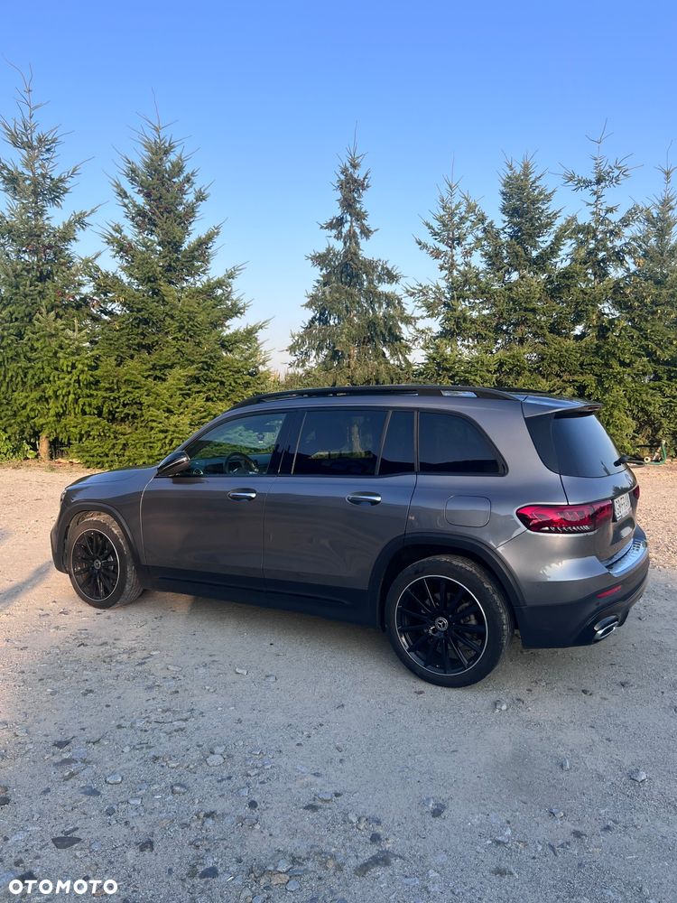Mercedes-Benz GLB 220 d 4-Matic AMG Line 8G-DCT - 3