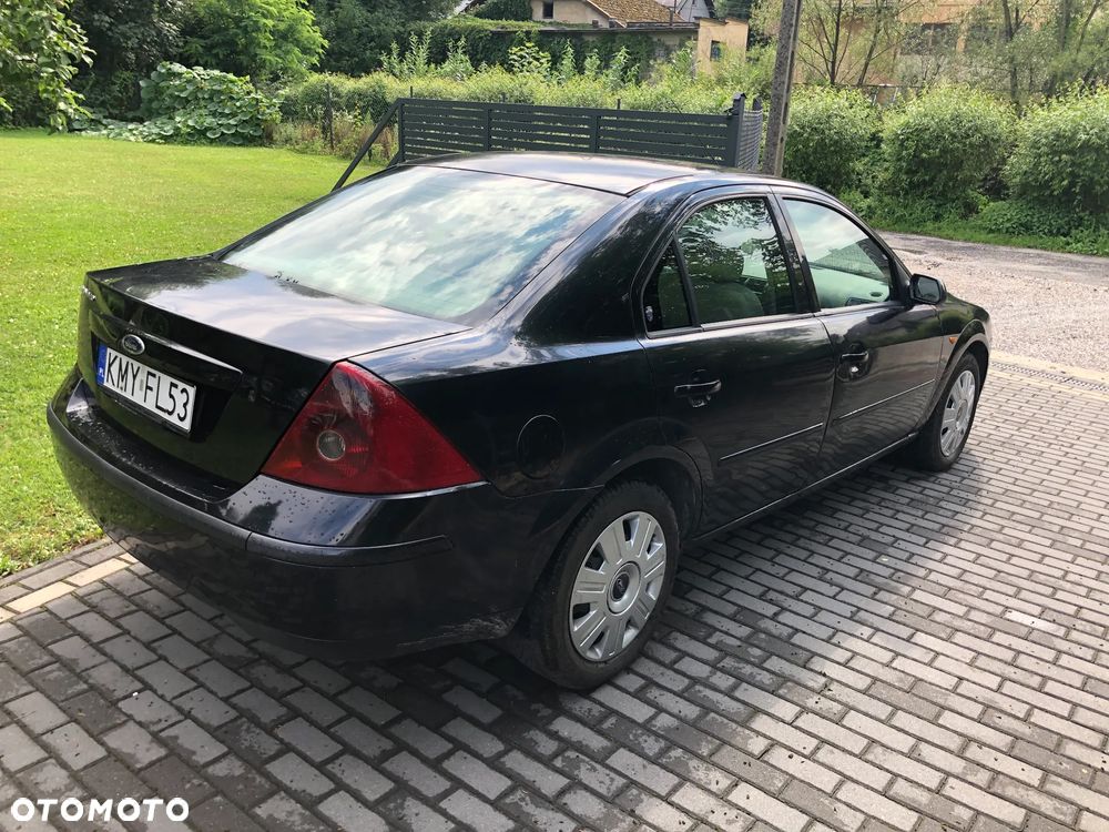 Ford Mondeo 2.0 TDDi Ghia - 3