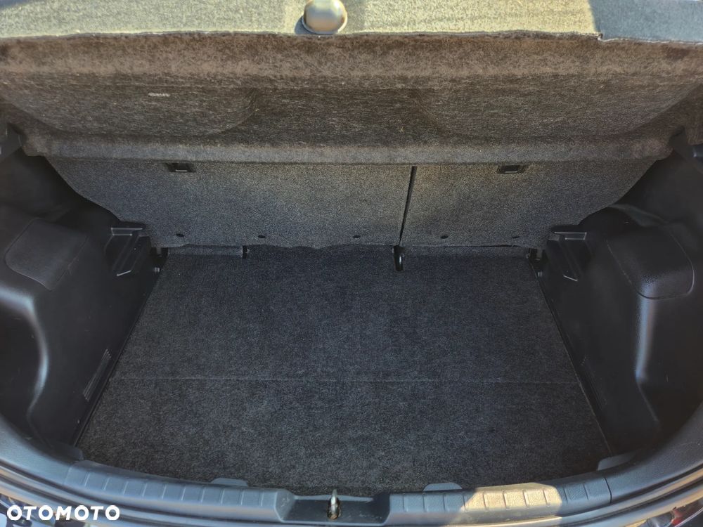 Toyota Yaris 1.33 Selection Vibe - 30