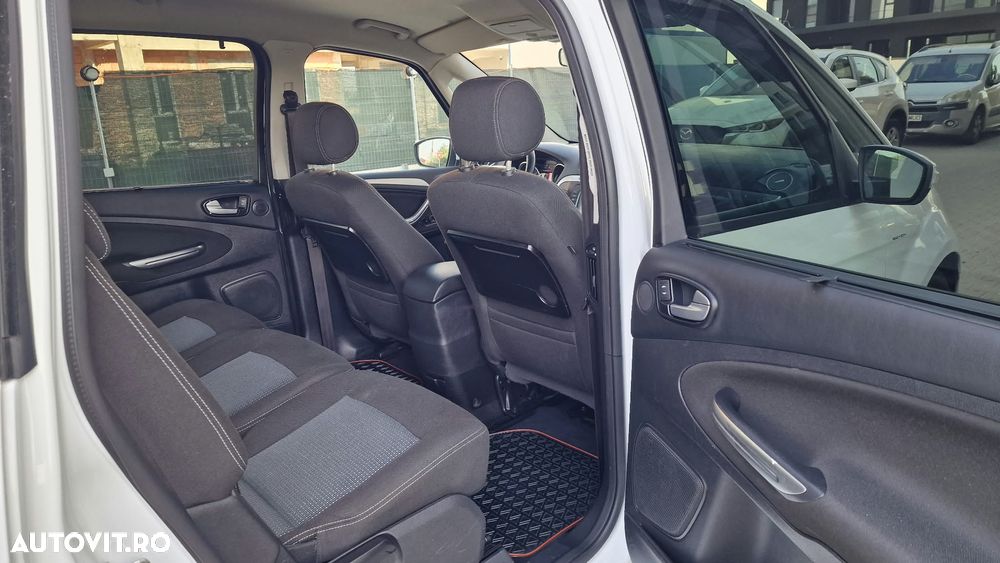 Ford Galaxy 2.0 TDCi DPF Business Edition - 10