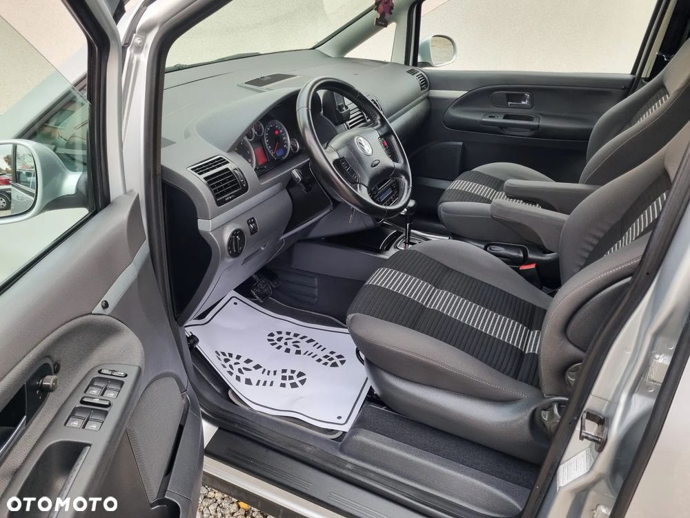 Volkswagen Sharan 1.9 TDI Automatik United - 7
