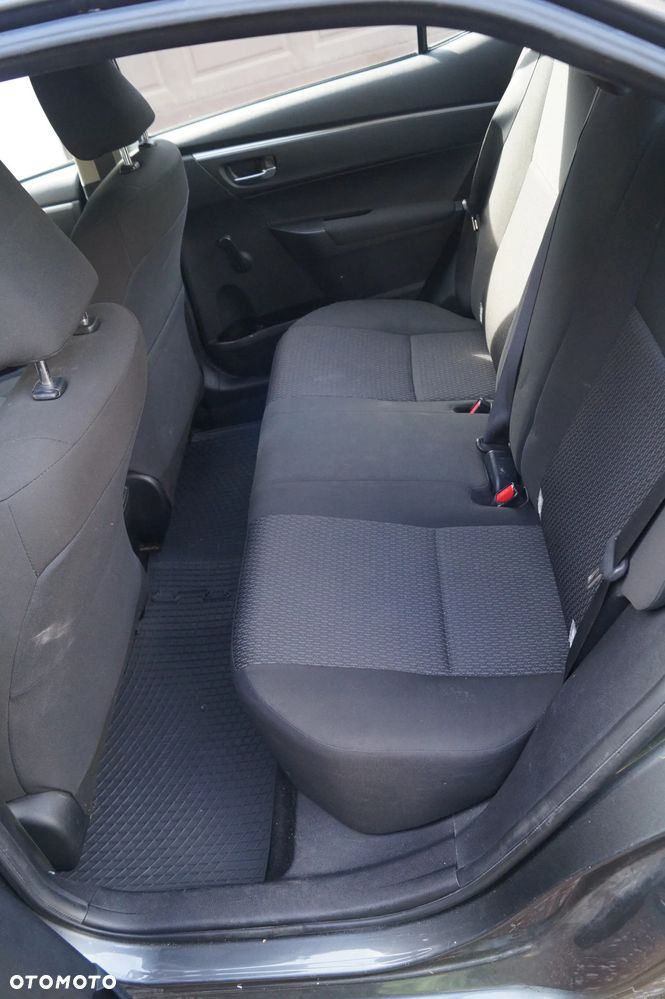 Toyota Corolla 1.6 Active - 14