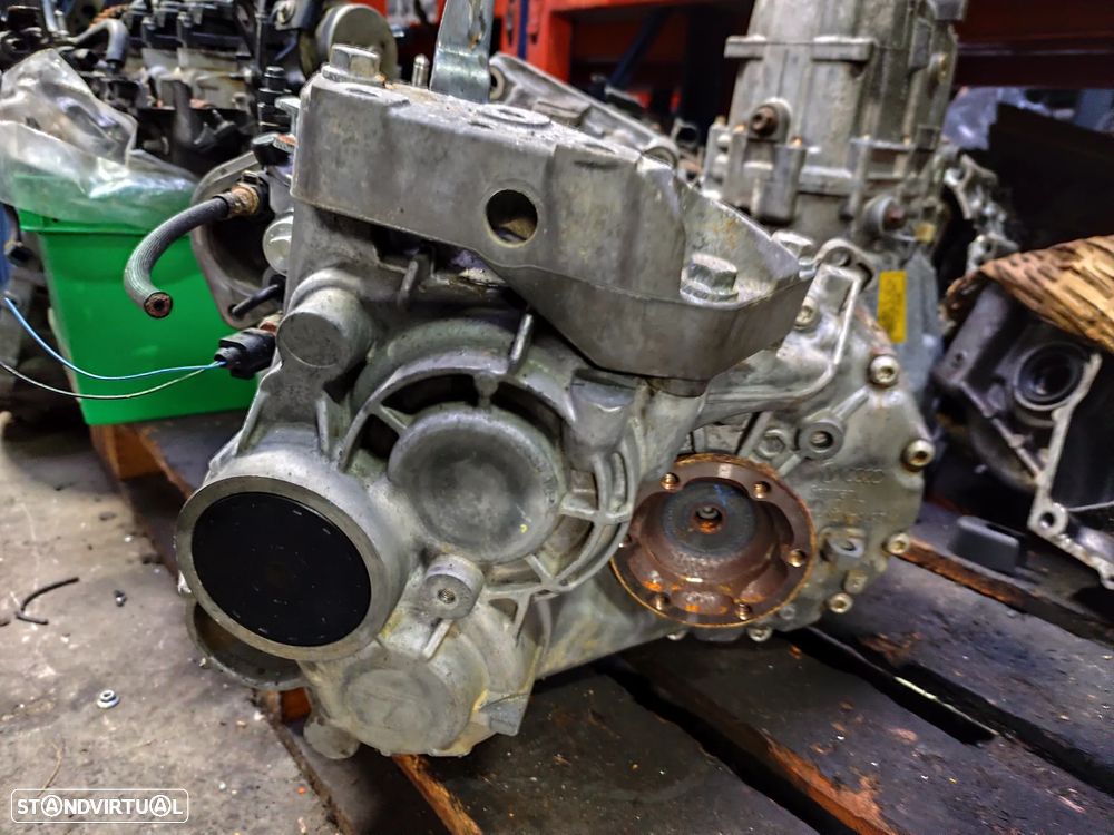 Vw Passat B6 / 2.0 TDI CAIXA VELOCIDADES REF: JLU - CV134 - 5