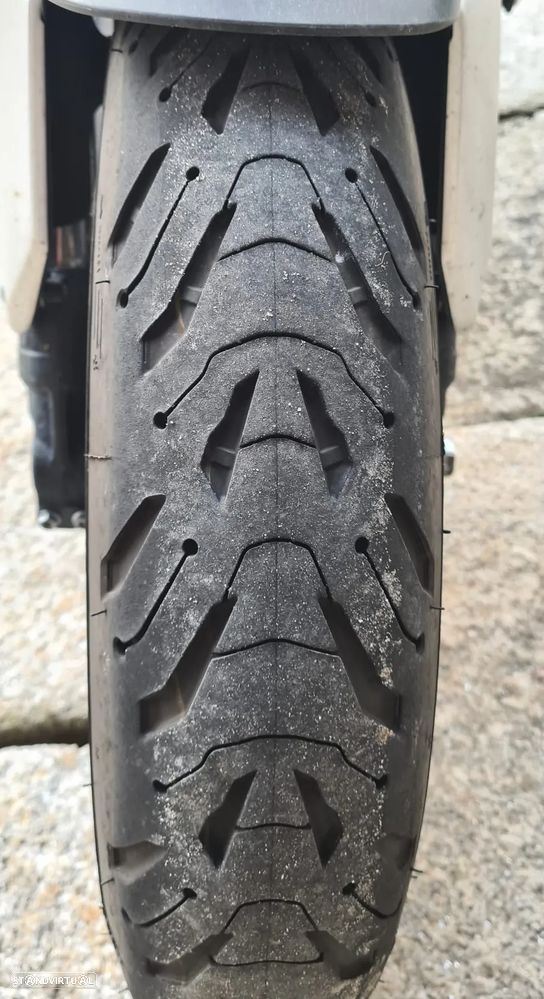 Honda CB 1000R Neo Sports Café - 13