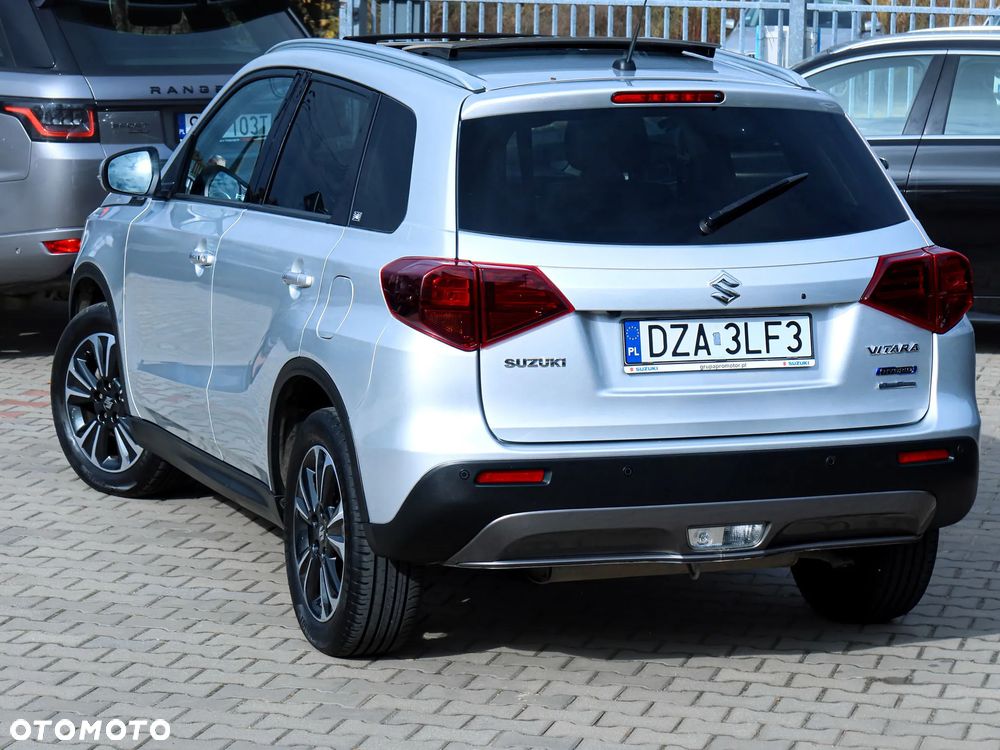 Suzuki Vitara 1.5 Strong Hybrid Elegance Sun 4WD AGS - 10