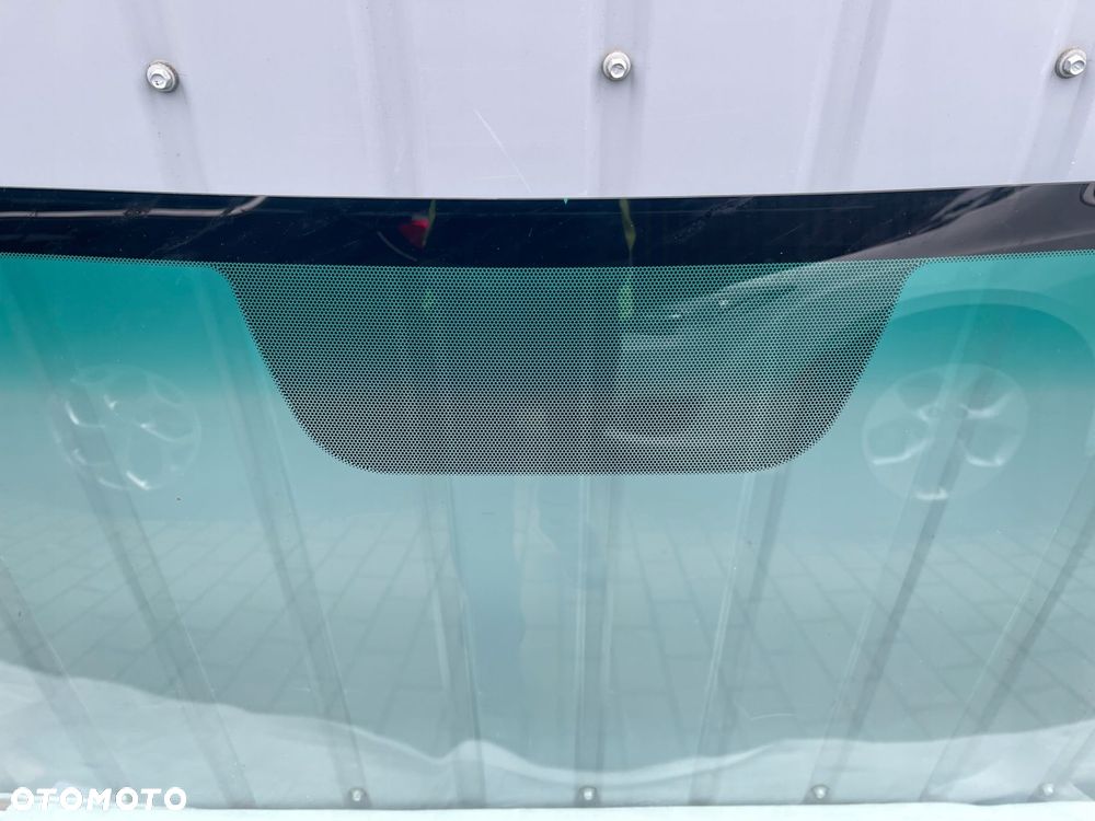 szyba przednia nowa nissan cube po 2009- - 2