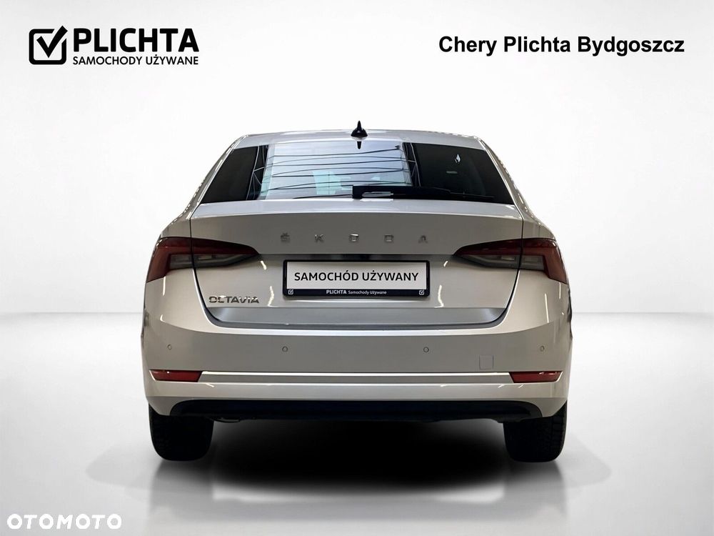 Skoda Octavia 2.0 TDI Ambition DSG - 5