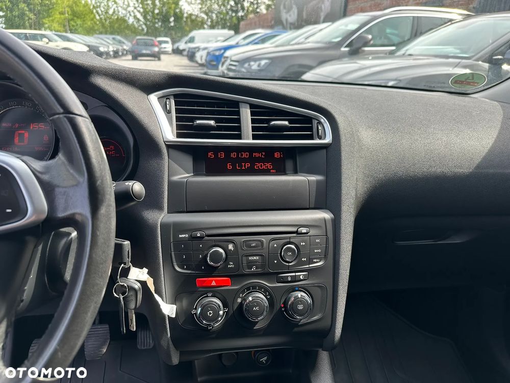 Citroën C4 VTi 120 Attraction - 34