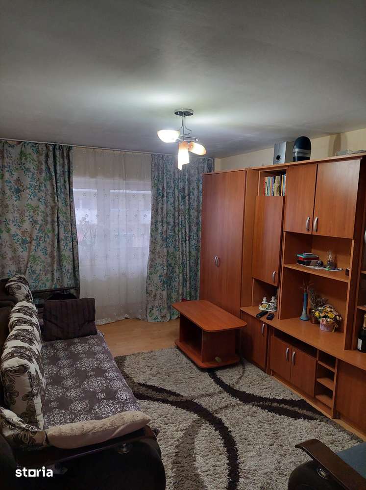 Închiriez apartament 2 camere în Câmpia Turzii — fotografia 3