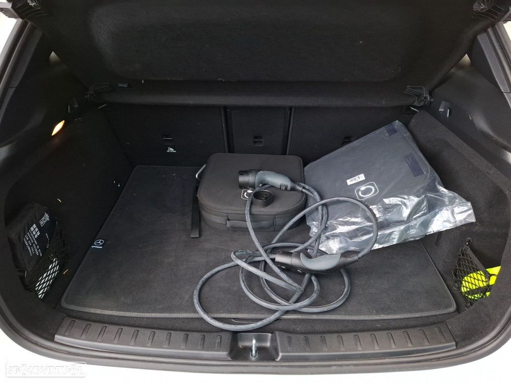 Mercedes-Benz EQA 250+ AMG Line - 26